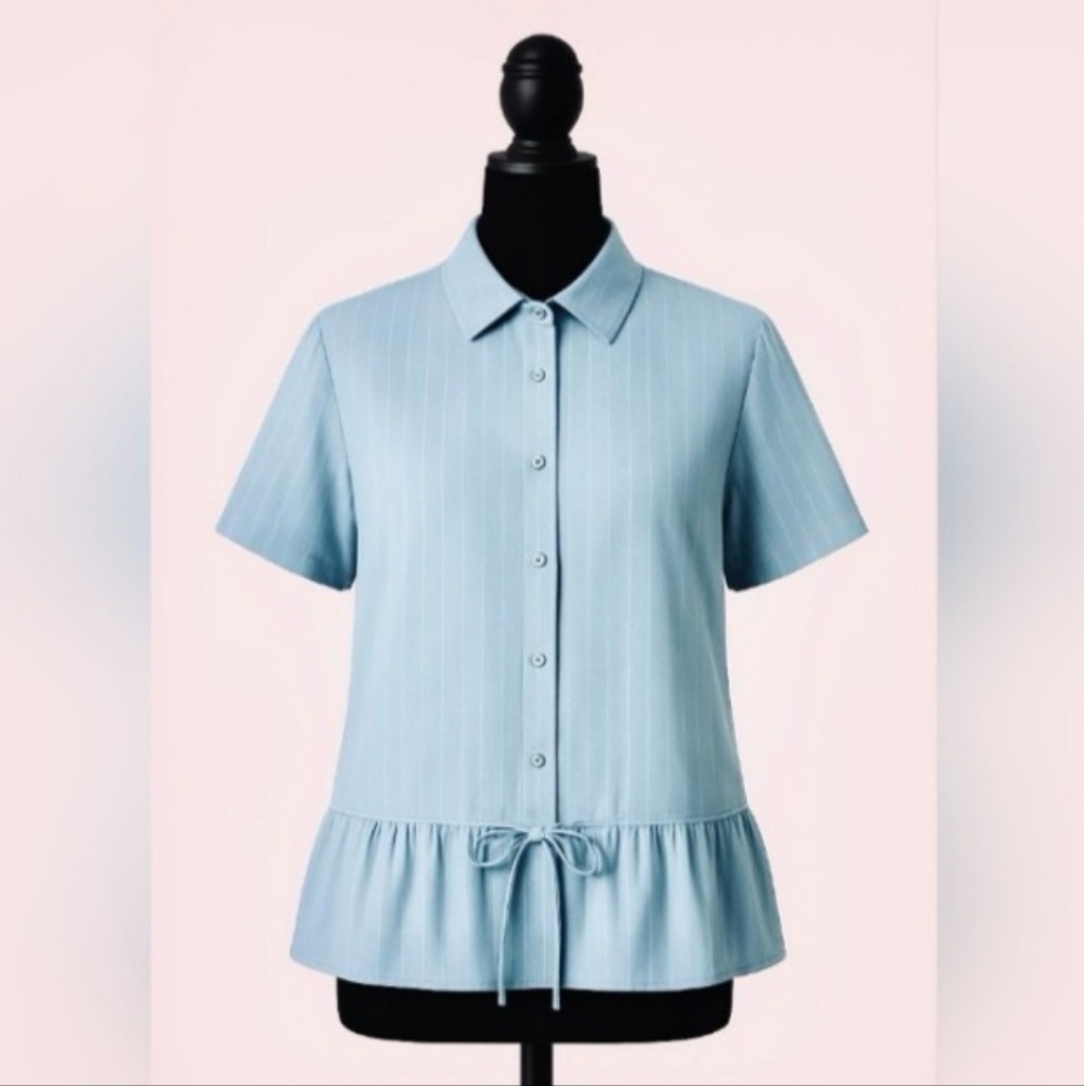 NWT, Laundry By Shelli Segal Light Blue Button Down Shirt. Size: M.